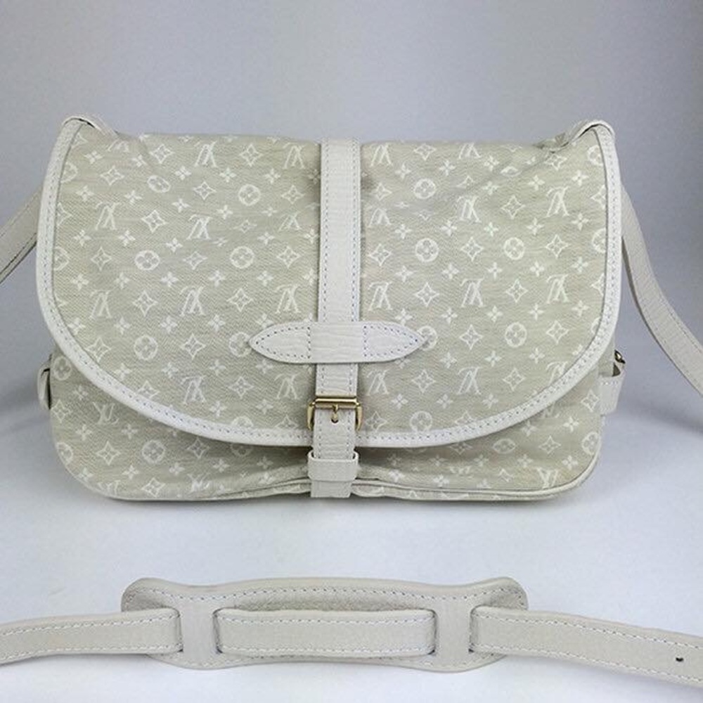 Louis Vuitton Saumur30